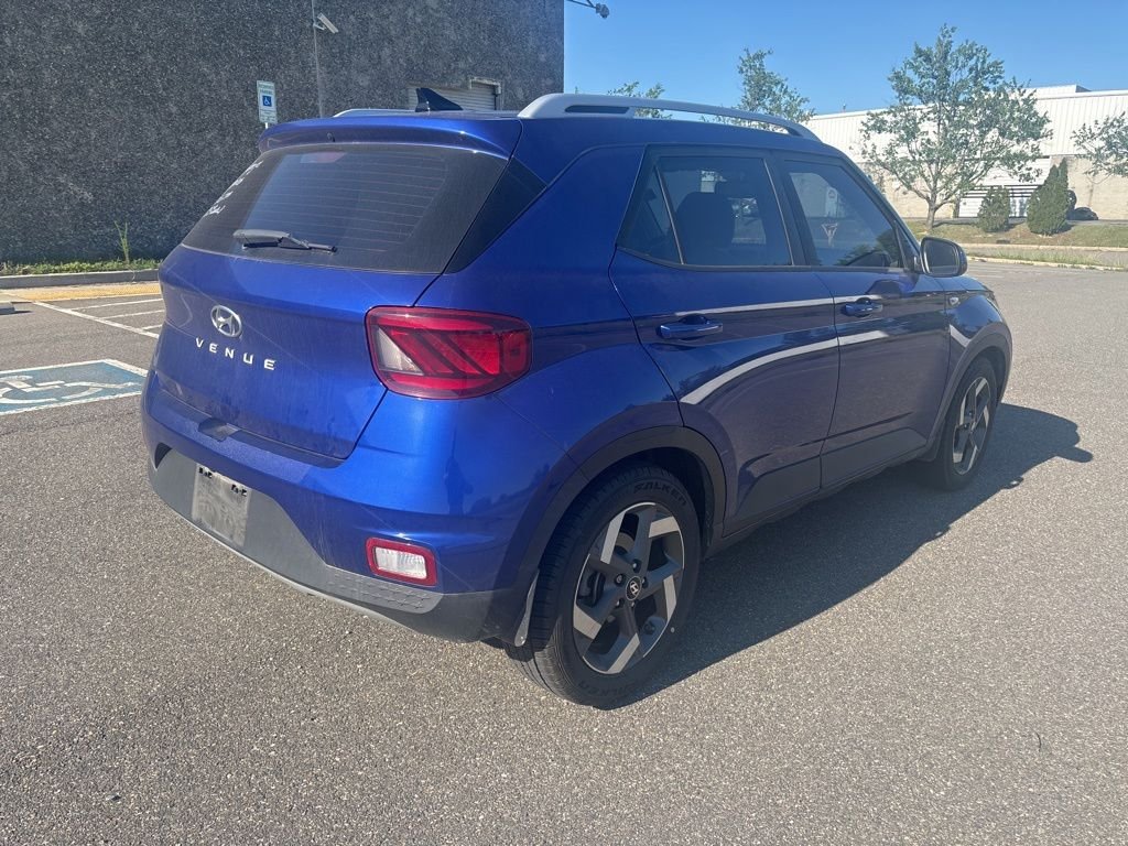 Used 2022 Blue Hyundai Limited image 7