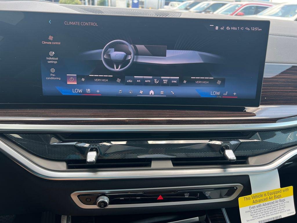 New 2026 Mineral White Metallic BMW xDrive40i image 19