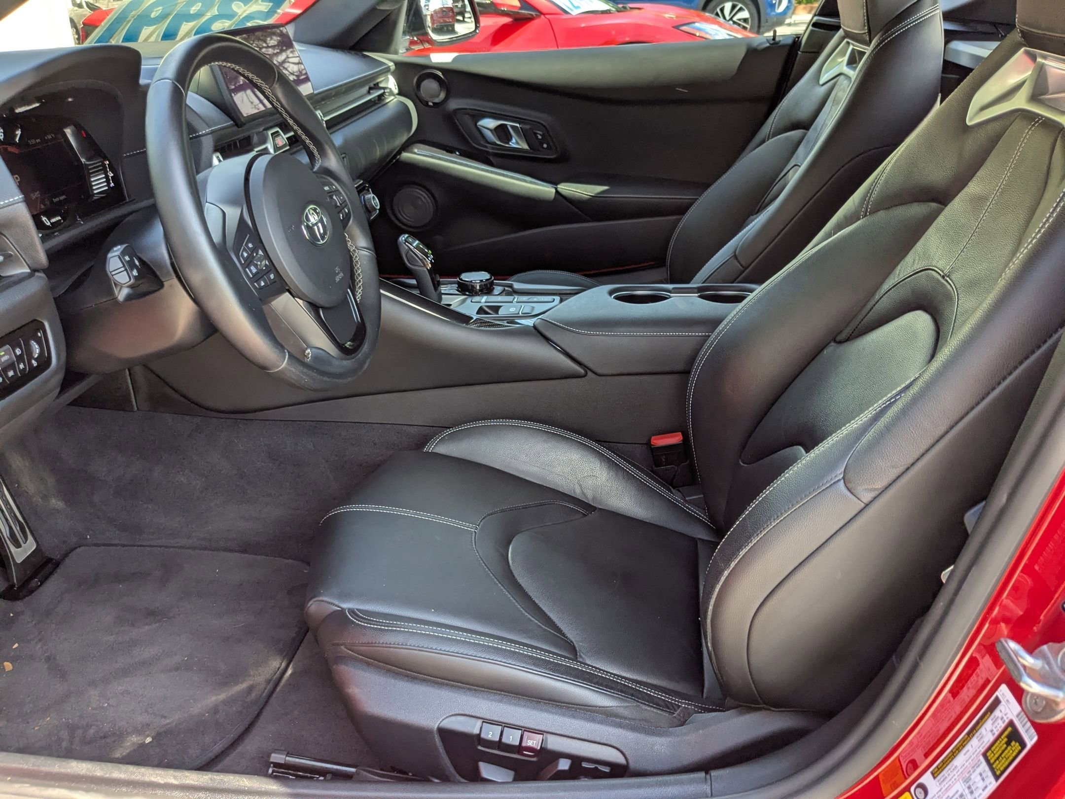 Used 2021 Renaissance Red Toyota 3.0 image 9
