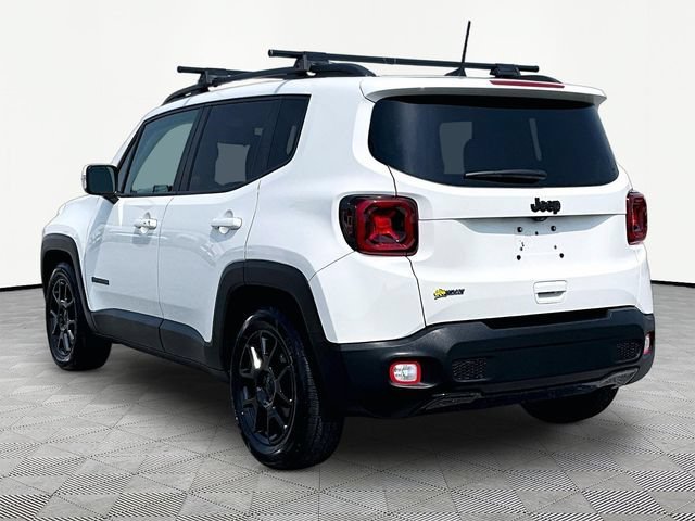 Used 2020 Alpine White Clea Jeep Altitude image 4