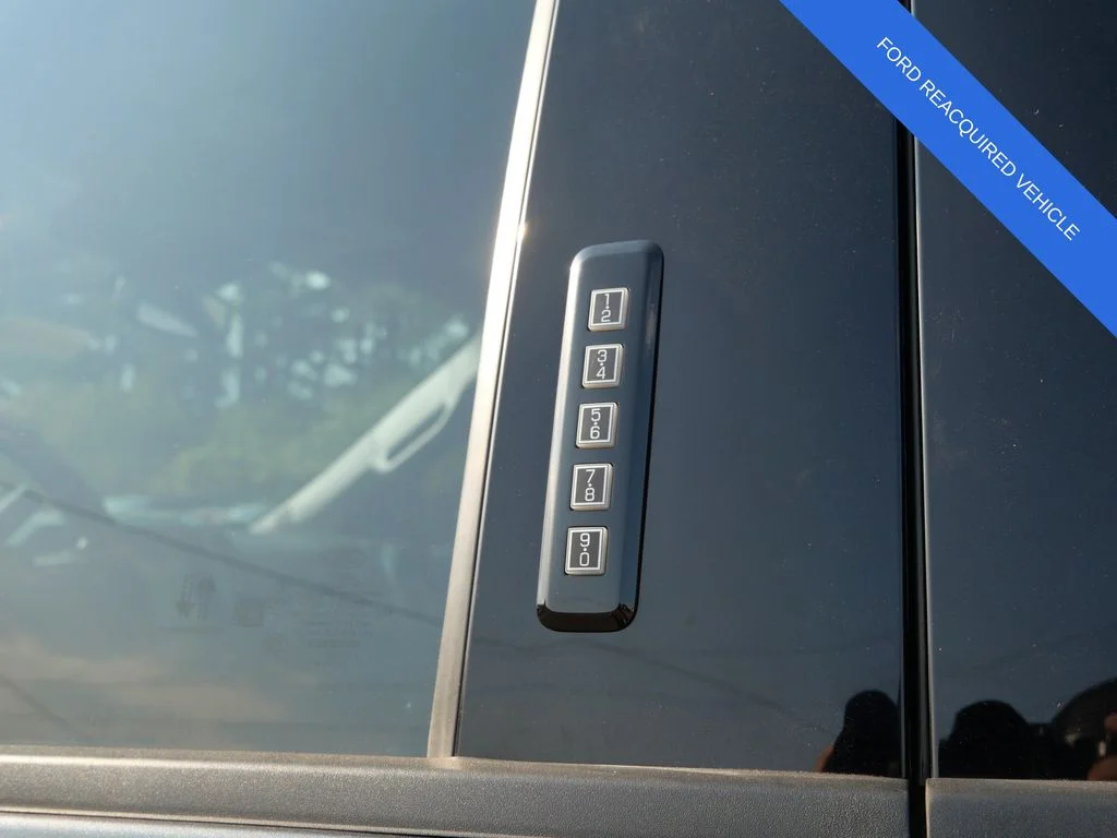 Used 2020 Gray Ford Lariat image 16