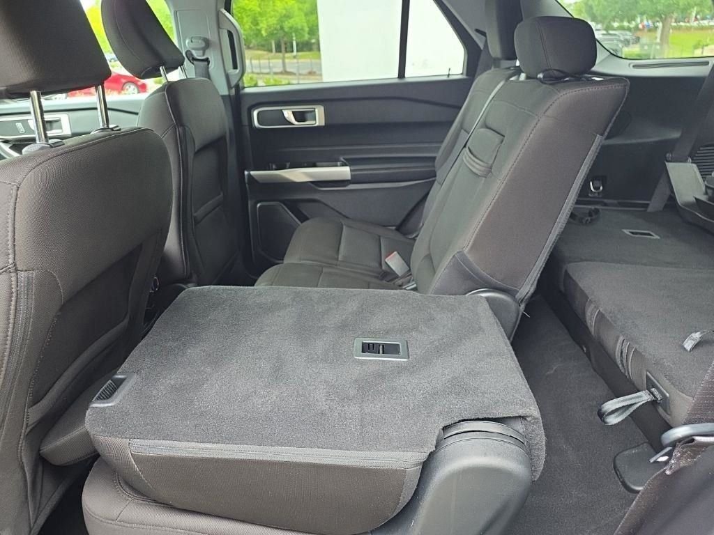 Used 2022 Gray Ford XLT image 33
