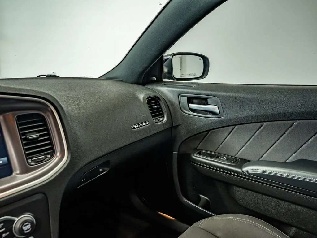 Used 2022 Hellraisin Dodge R/T image 29