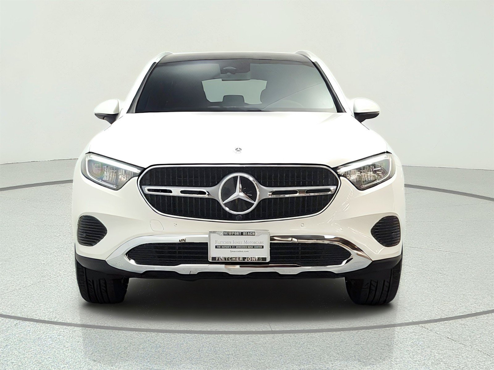 Certified Used 2026 Polar White Mercedes-Benz GLC 300 SUV image 2