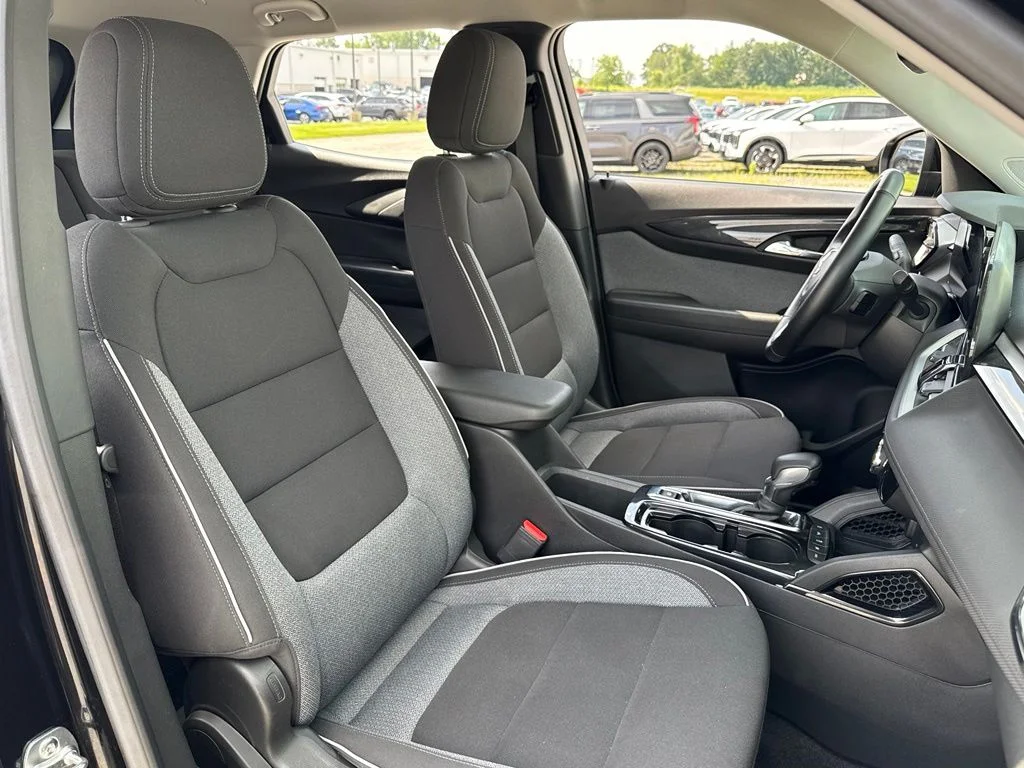 Used 2024 Black Chevrolet LT image 26