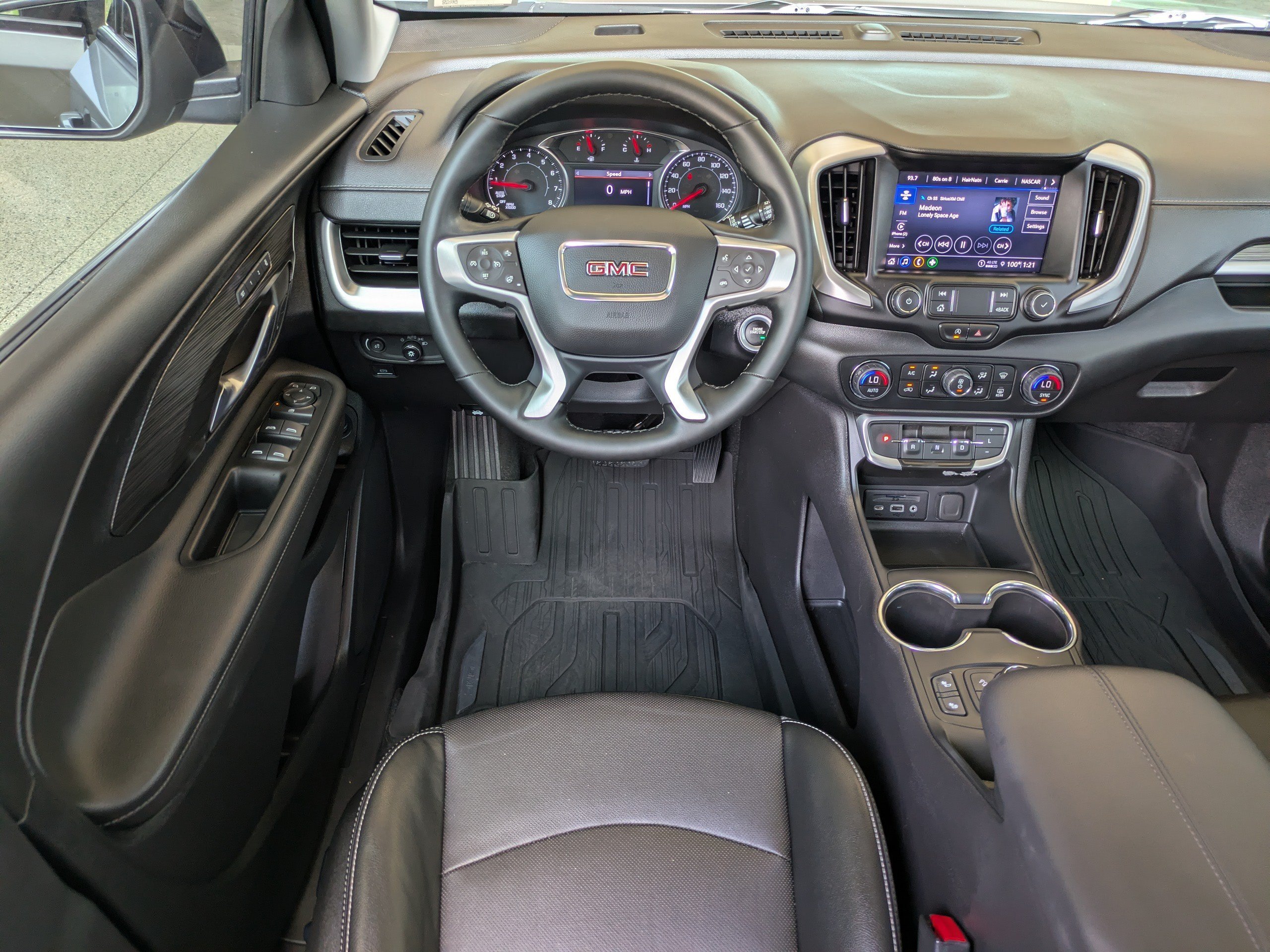 2023 GMC Terrain SLT - Photo 15