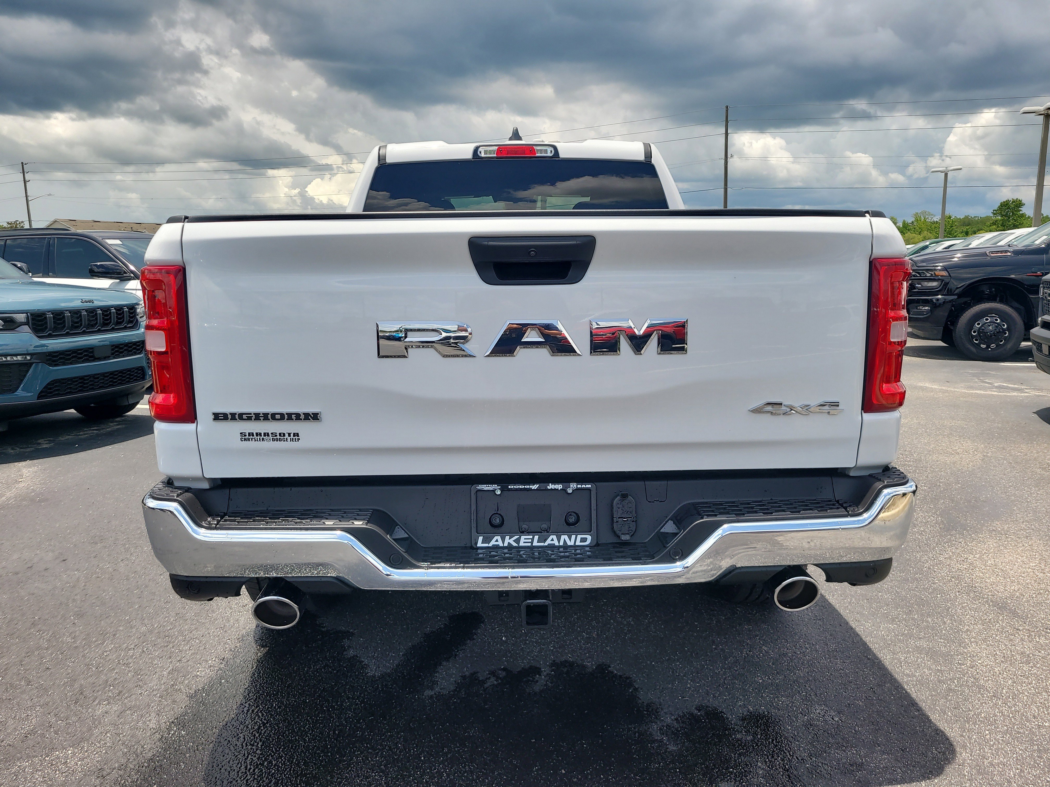 New 2026 Bright White Clear-Coat Exterior Paint RAM Big Horn image 7