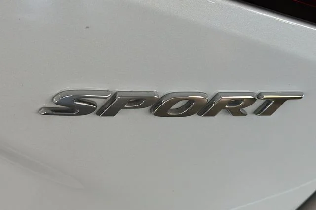 Used 2022 Platinum White Pearl Honda Sport image 36