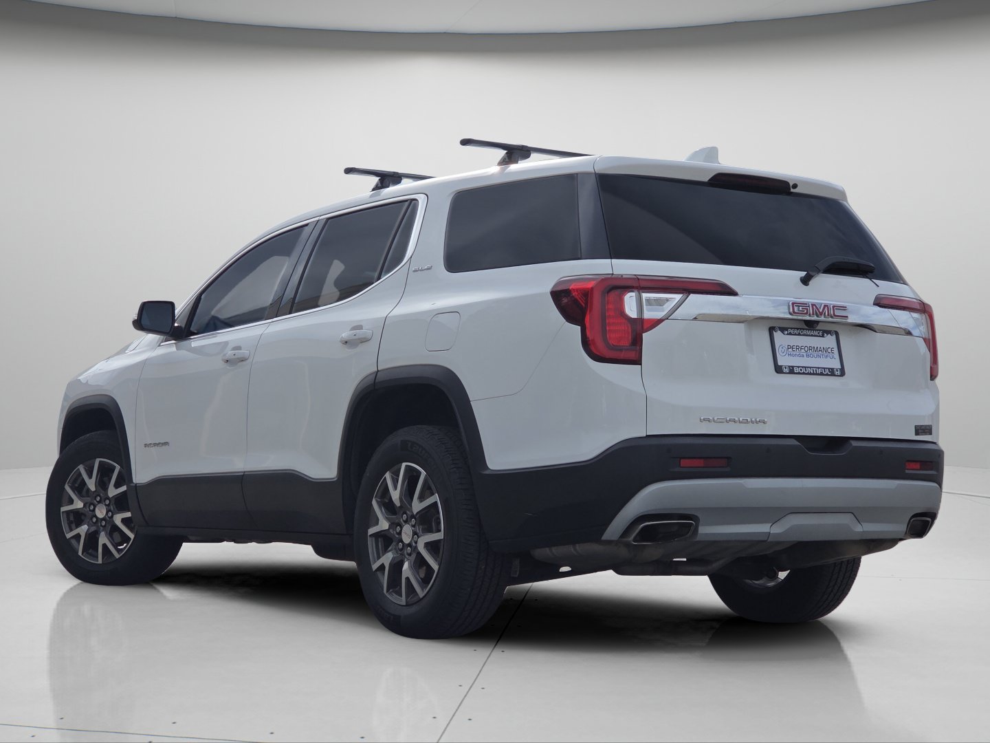 Used 2020 Summit White GMC SLE image 21