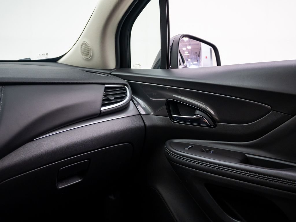 Used 2019 Ebony Twilight Metallic Buick Preferred image 27