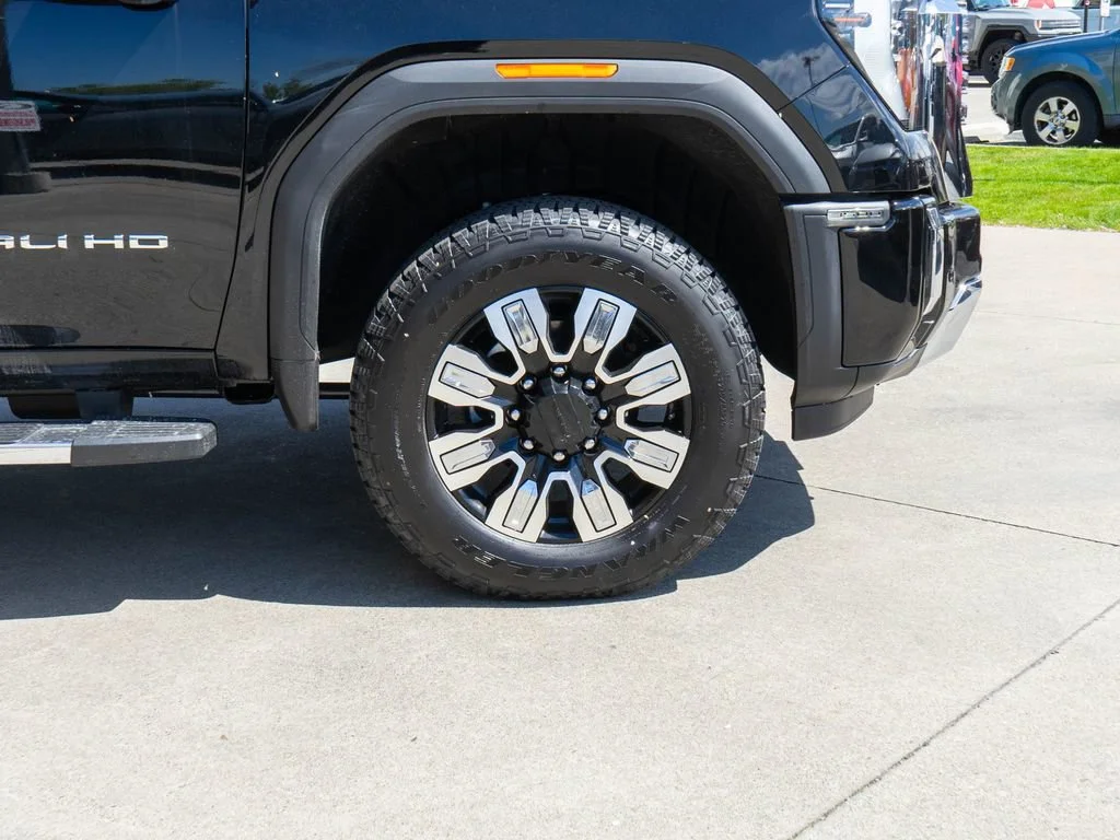 2026 GMC Sierra 3500HD Denali - Photo 36