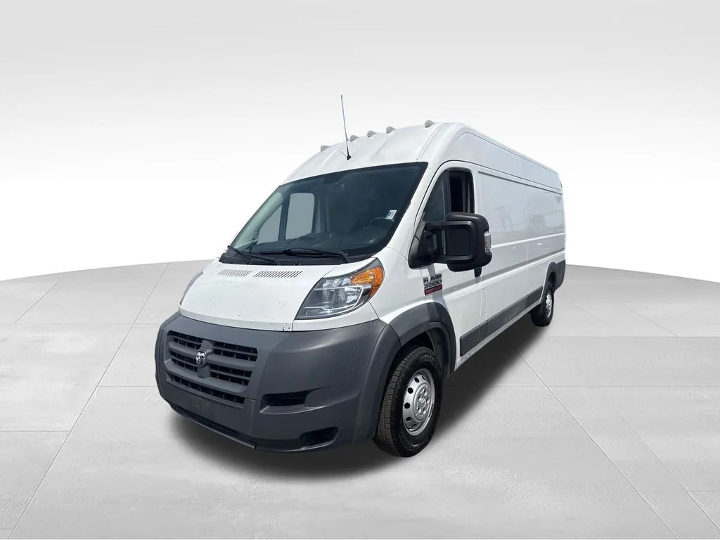 Used 2016 White Ram High Roof image 8