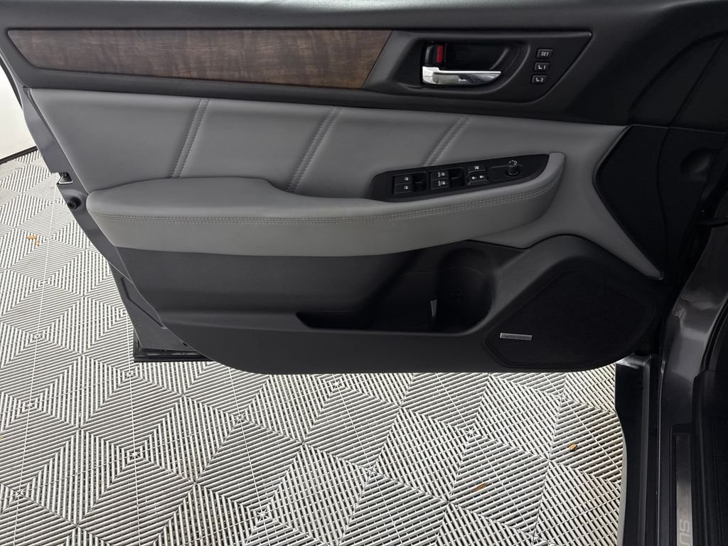Used 2018 Gray Subaru 3.6R image 10