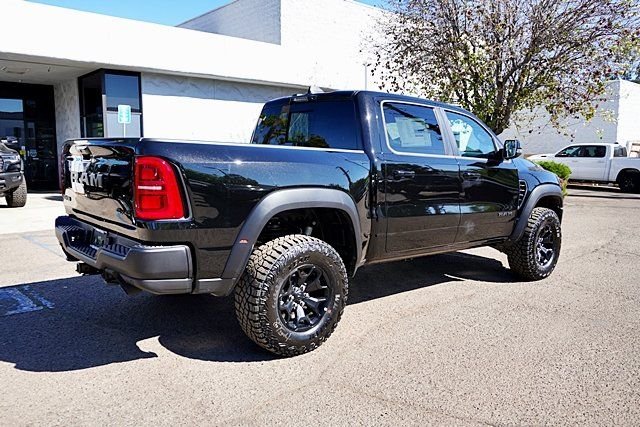 New 2026 Diamond Black Crystal Pearl-Coat Exterior Paint RAM RHO image 10