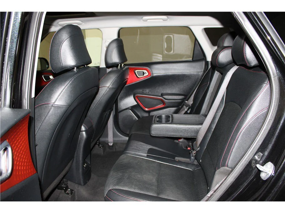 Used 2023 Fusion Black Kia GT-Line image 12