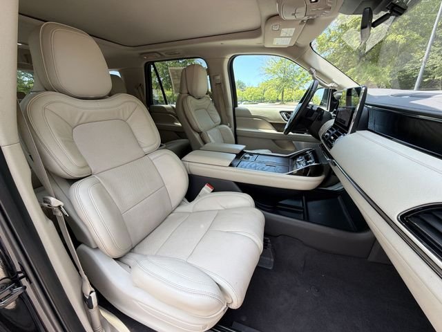 Used 2019 Black Lincoln Reserve image 27
