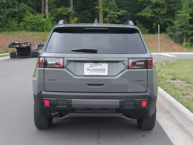 New 2026 Sting-Gray Clear-Coat Exterior Paint Jeep Laredo image 12