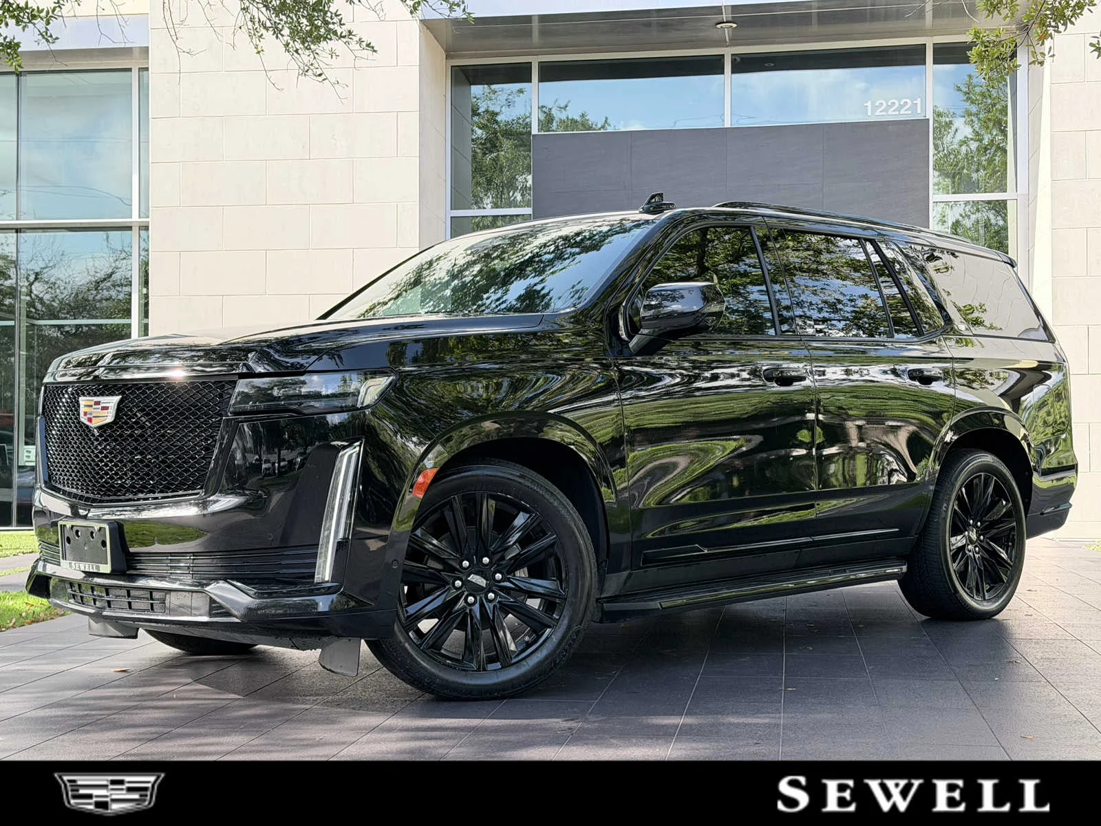 2021 Cadillac Escalade 2WD Sport's photo