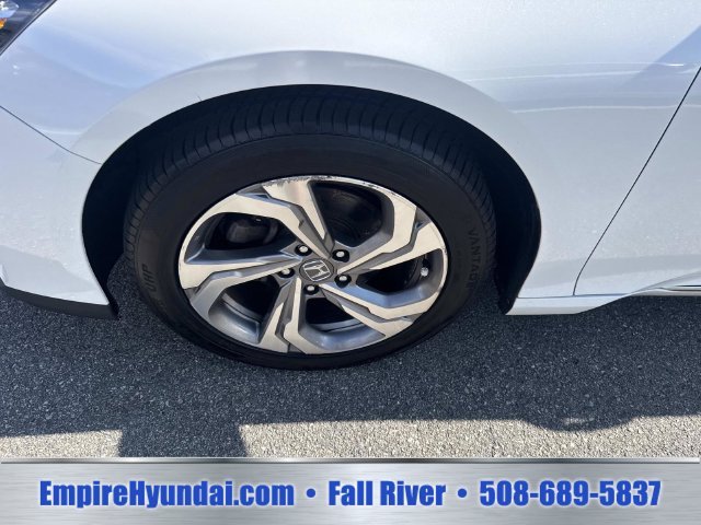 2020 Honda Accord EX-L - Photo 11