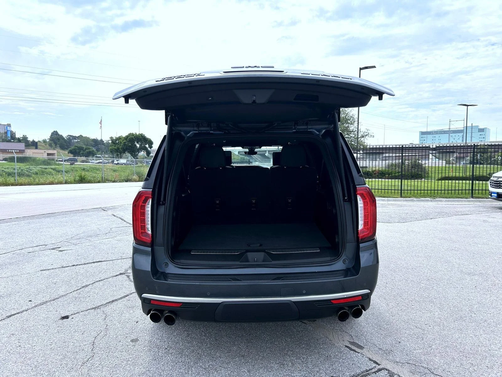 Used 2021 Blue GMC Denali image 23