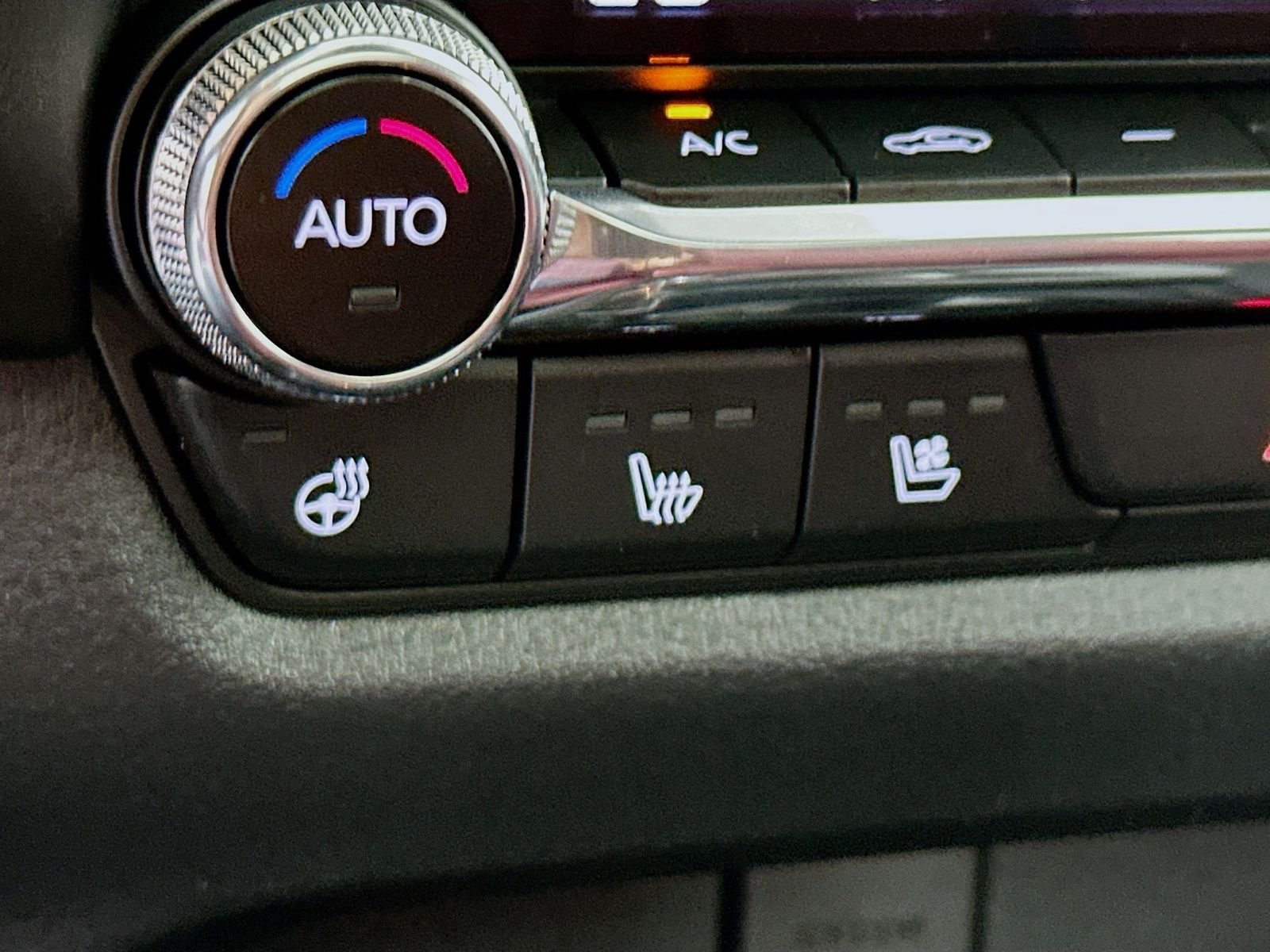 New 2026 Wind Chill Pearl Mazda Premium Plus AWD image 21