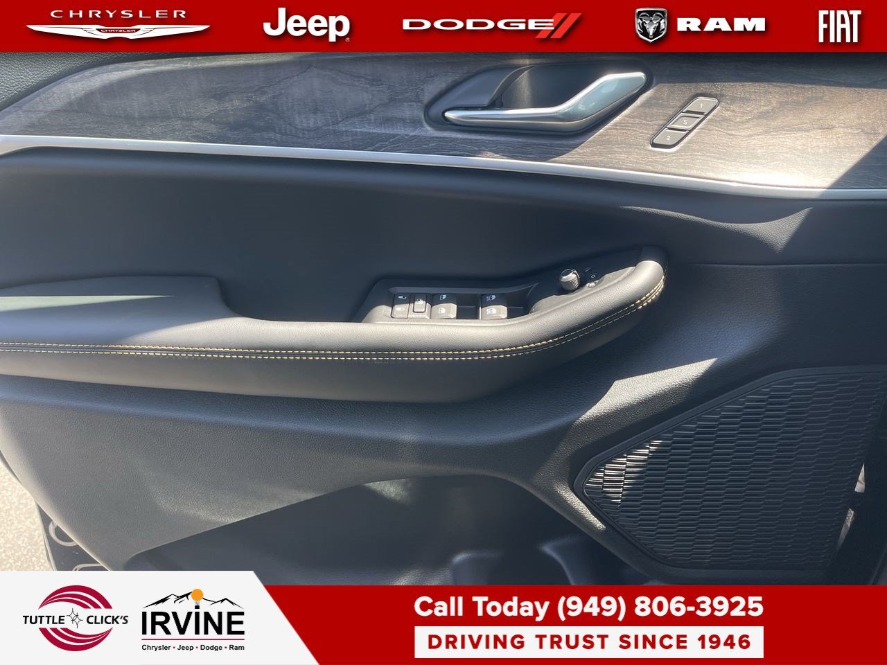 New 2026 Diamond Black Crystal Pearl-Coat Exterior Paint Jeep 85th Anniversary Edition image 20