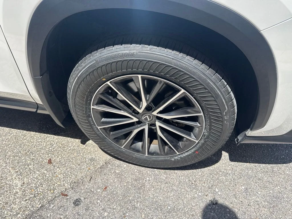 Certified Used 2025 White Lexus 350h Base image 15