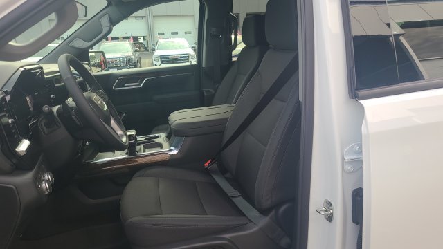 New 2026 Summit White GMC Elevation image 12