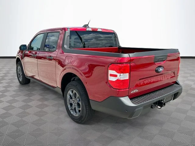 New 2026 Ruby Red Metallic Ford XLT image 4