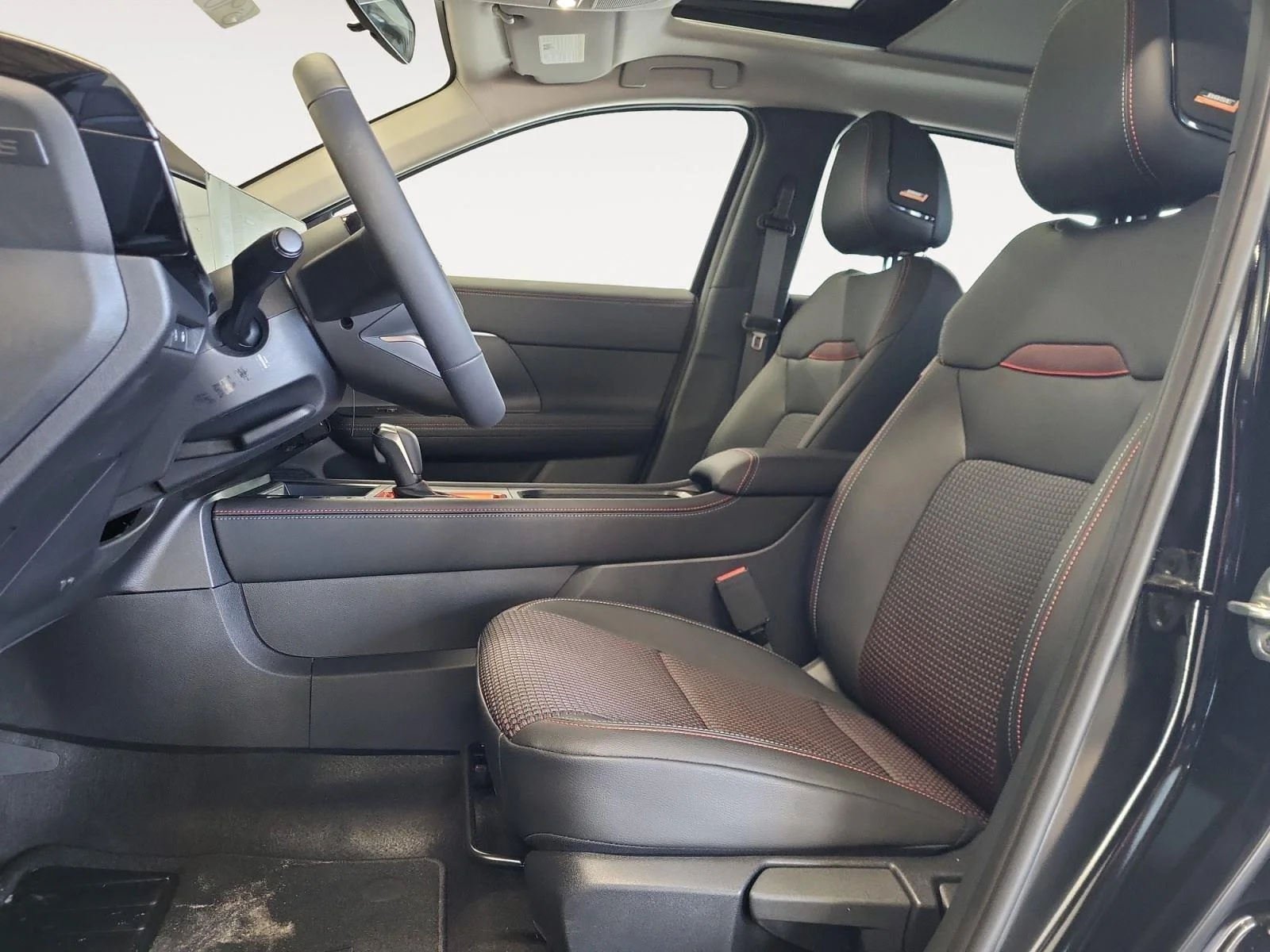 2026 Nissan KICKS SR AWD - Photo 10