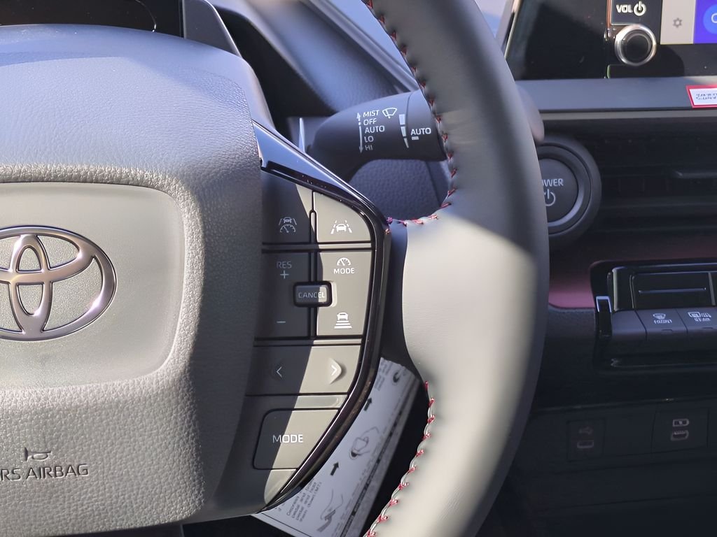 New 2026 Wind Chill Pearl <sup>1</sup> Toyota  SE image 24