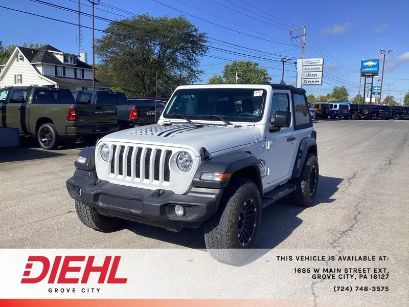 Used 2019 White Jeep Sport S image 2