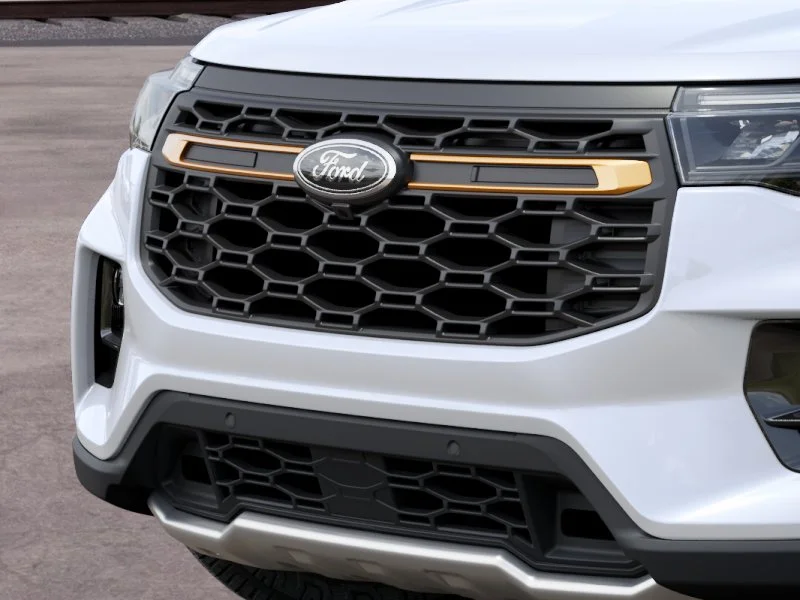 New 2027 Star White Metallic Tri-Coat Ford Tremor® image 30