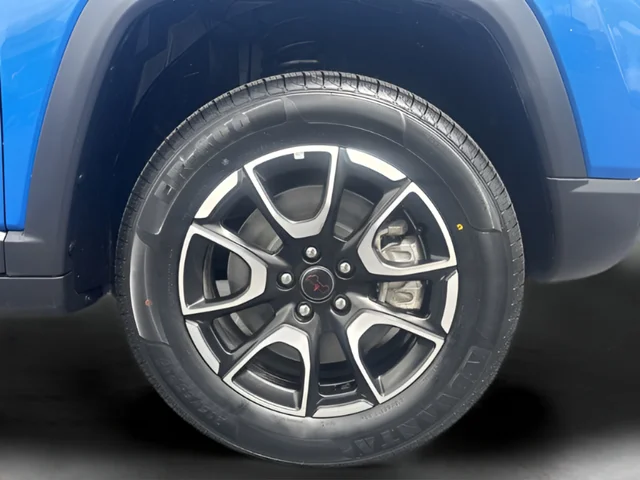 Used 2025 Blue Jeep Trailhawk image 25