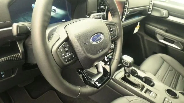 New 2026 Oxford White Ford Lariat® image 15