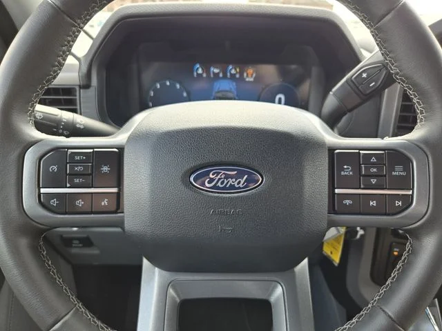 Used 2024 Black Ford XLT image 28