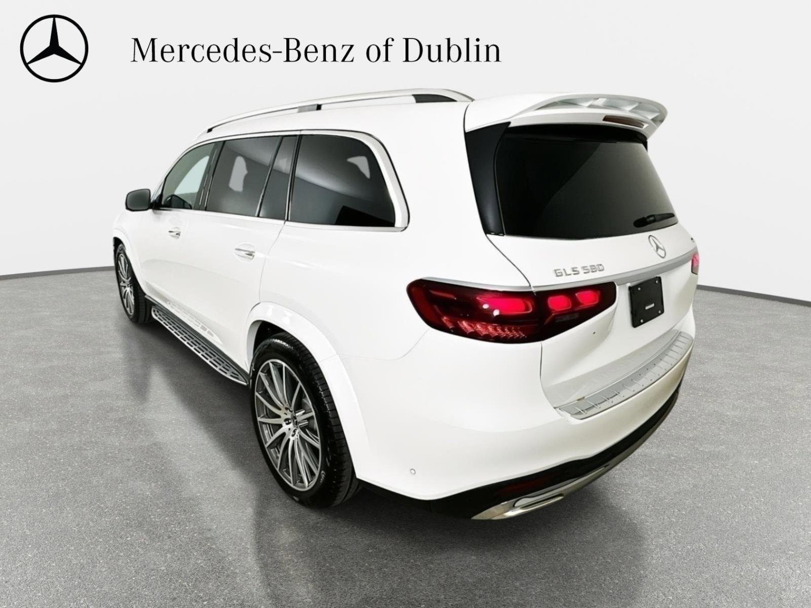 Used 2026 Black Mercedes-Benz GLS 580 image 5