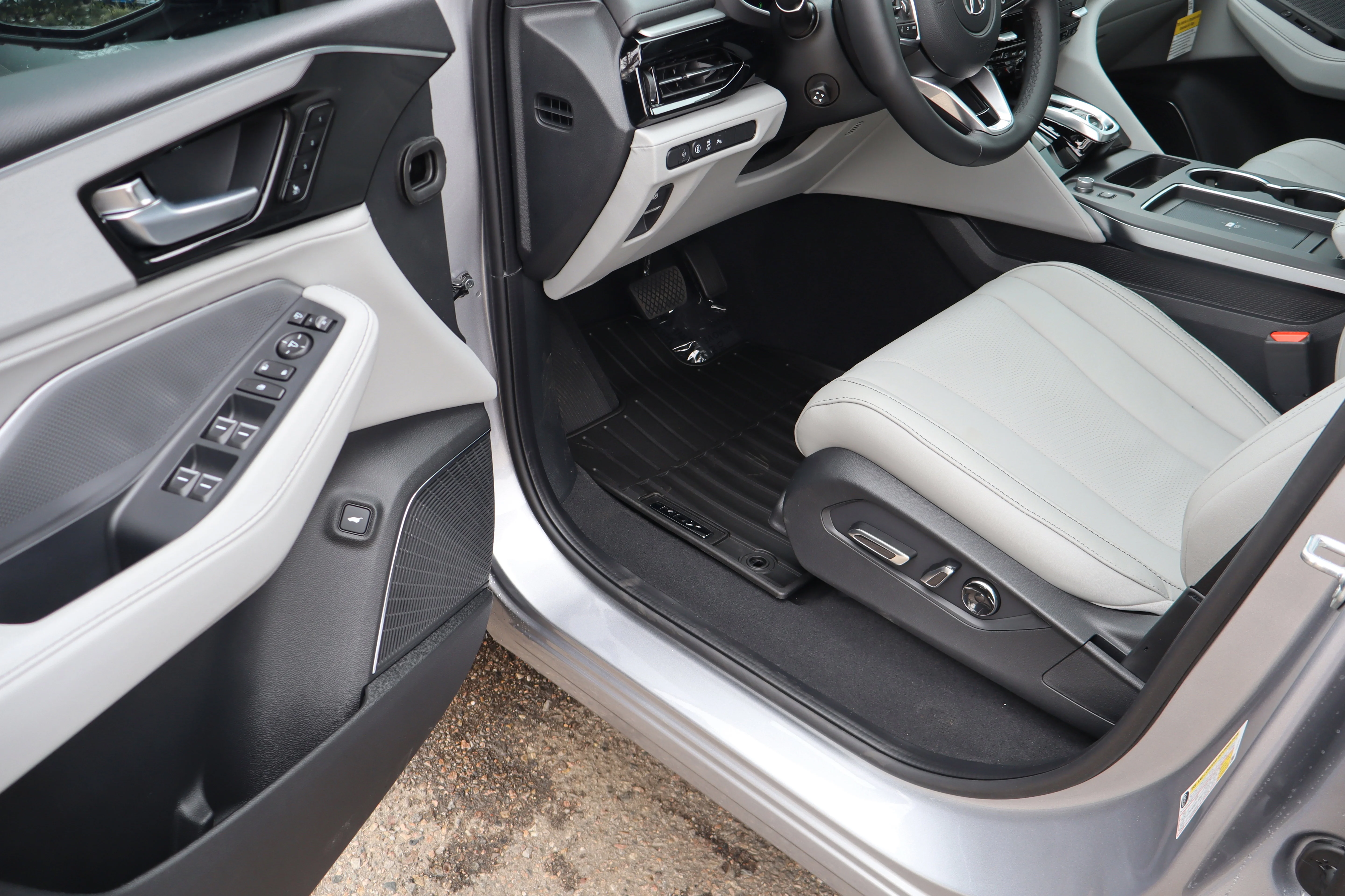 New 2026 Silver Acura w/Technology Package image 22