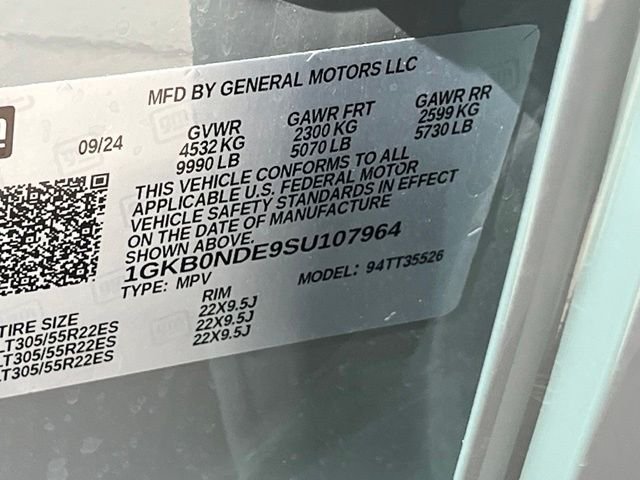 Used 2025 Gray GMC 2X image 28