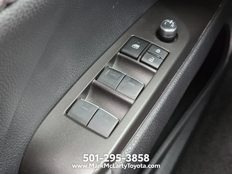 Used 2024 Ice Edge TOYOTA XSE AUTO image 24