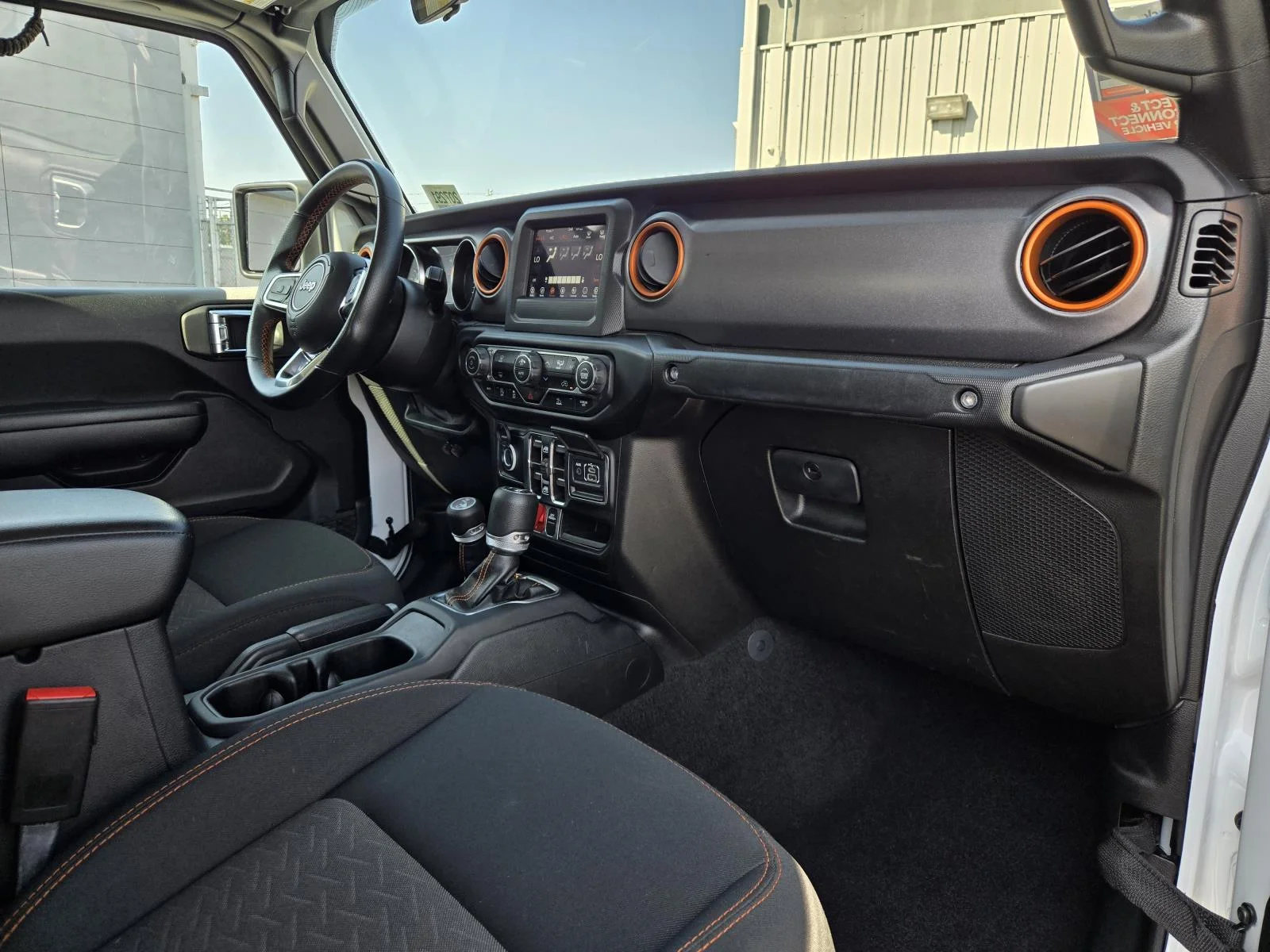 2021 Jeep Gladiator Mojave - Photo 32