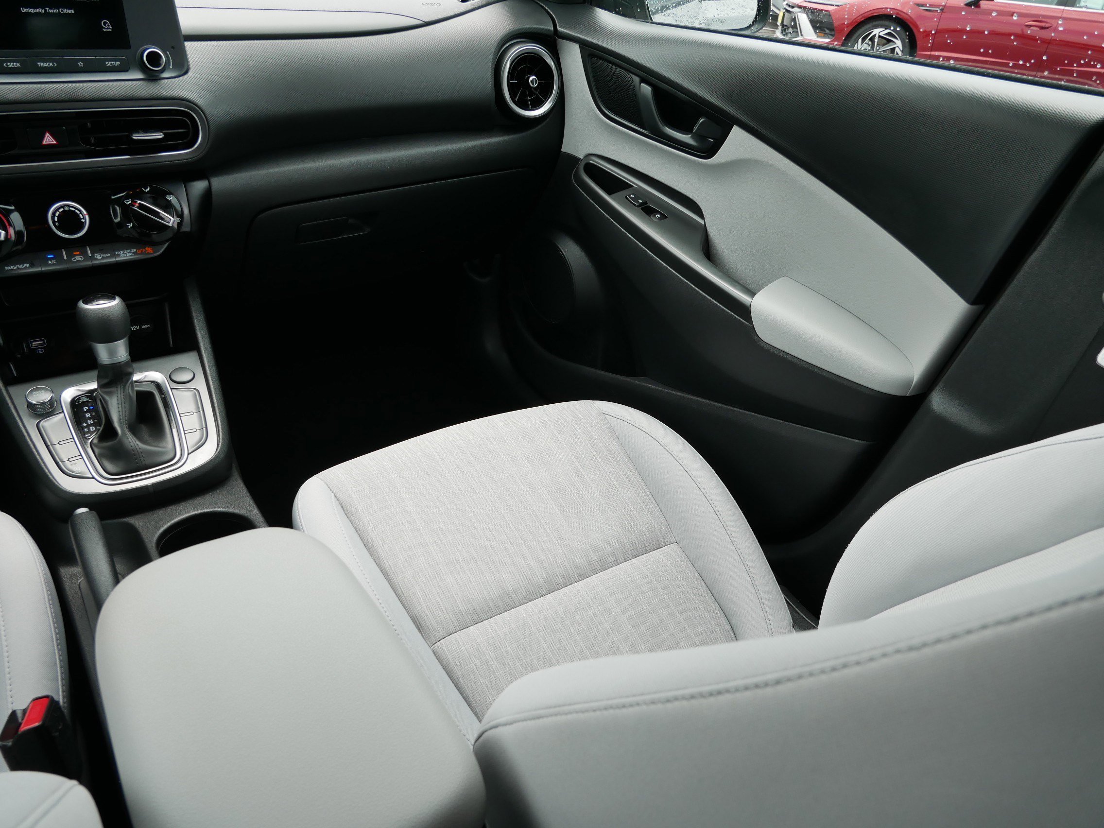 2023 Hyundai Kona SEL - Photo 11