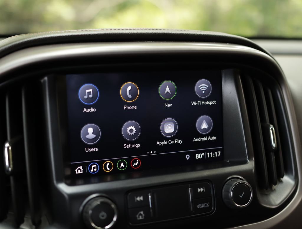 Used 2022 Satin Steel Metallic GMC AT4 - Leather image 14
