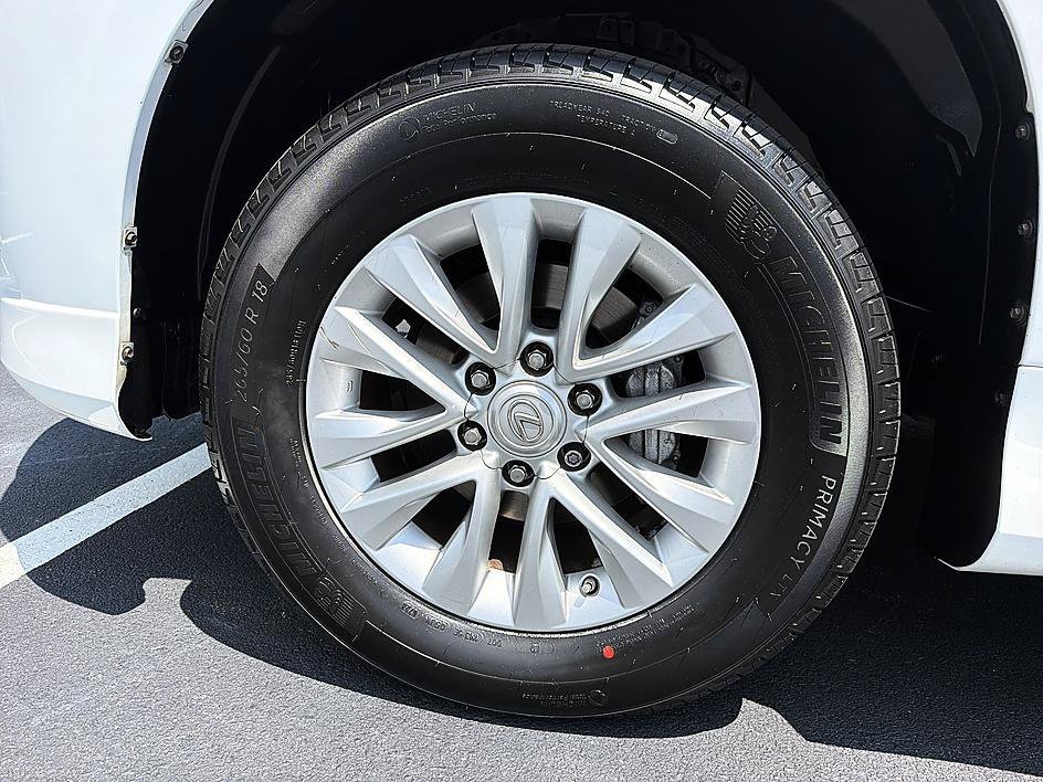 Used 2015 Starfire Pearl Lexus 460 image 8