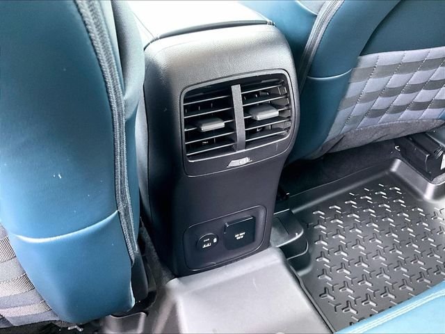 Used 2023  Ford Outer Banks image 29
