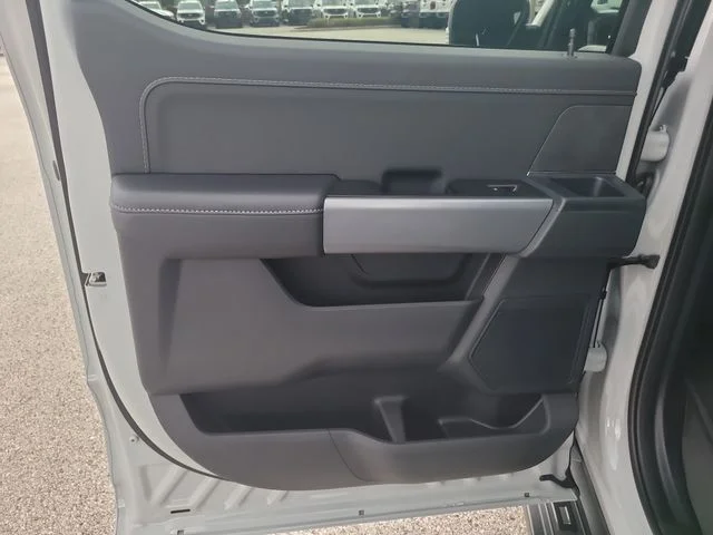 New 2026 Avalanche Ford XLT image 12