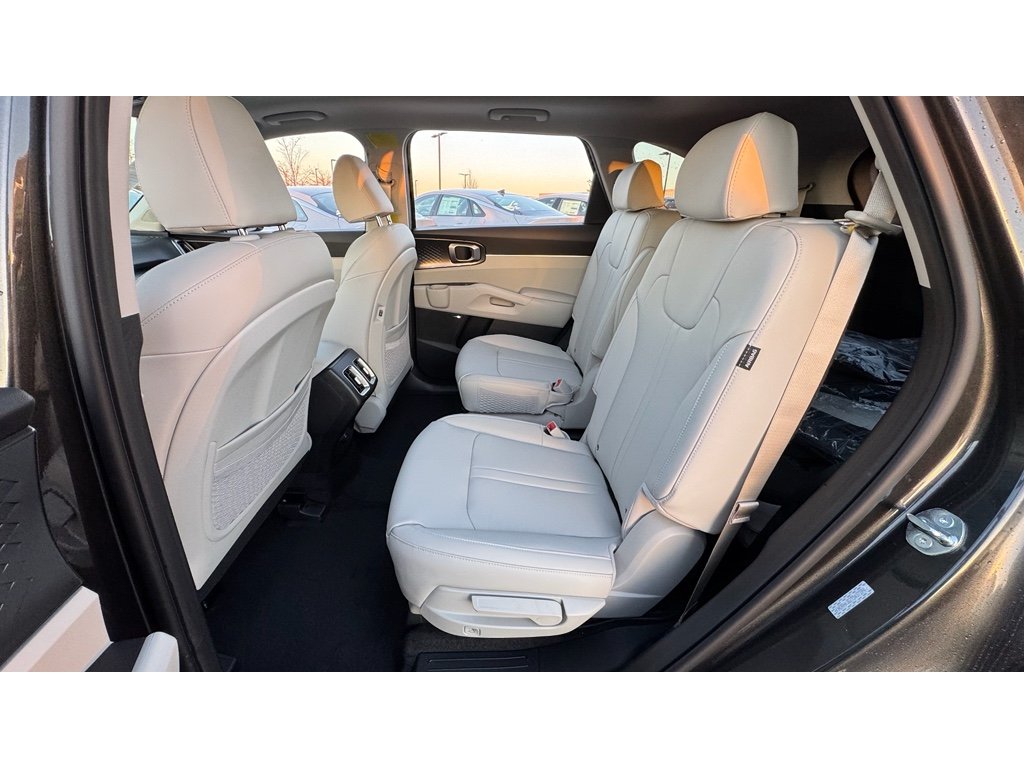 New 2026 Interstellar Gray Kia EX image 28