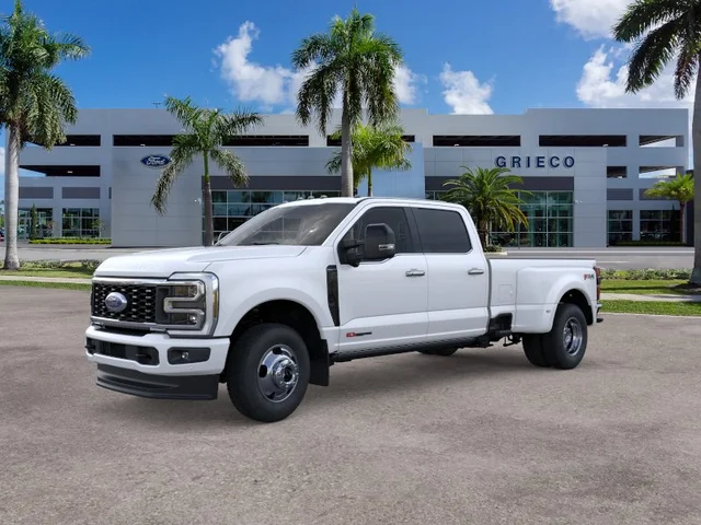 2026 Ford Super Duty F-350® Platinum®