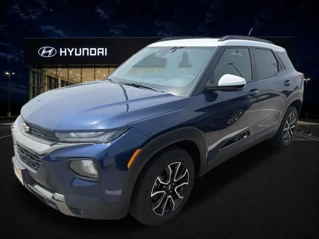 Used 2022 Blue Chevrolet ACTIV image 3