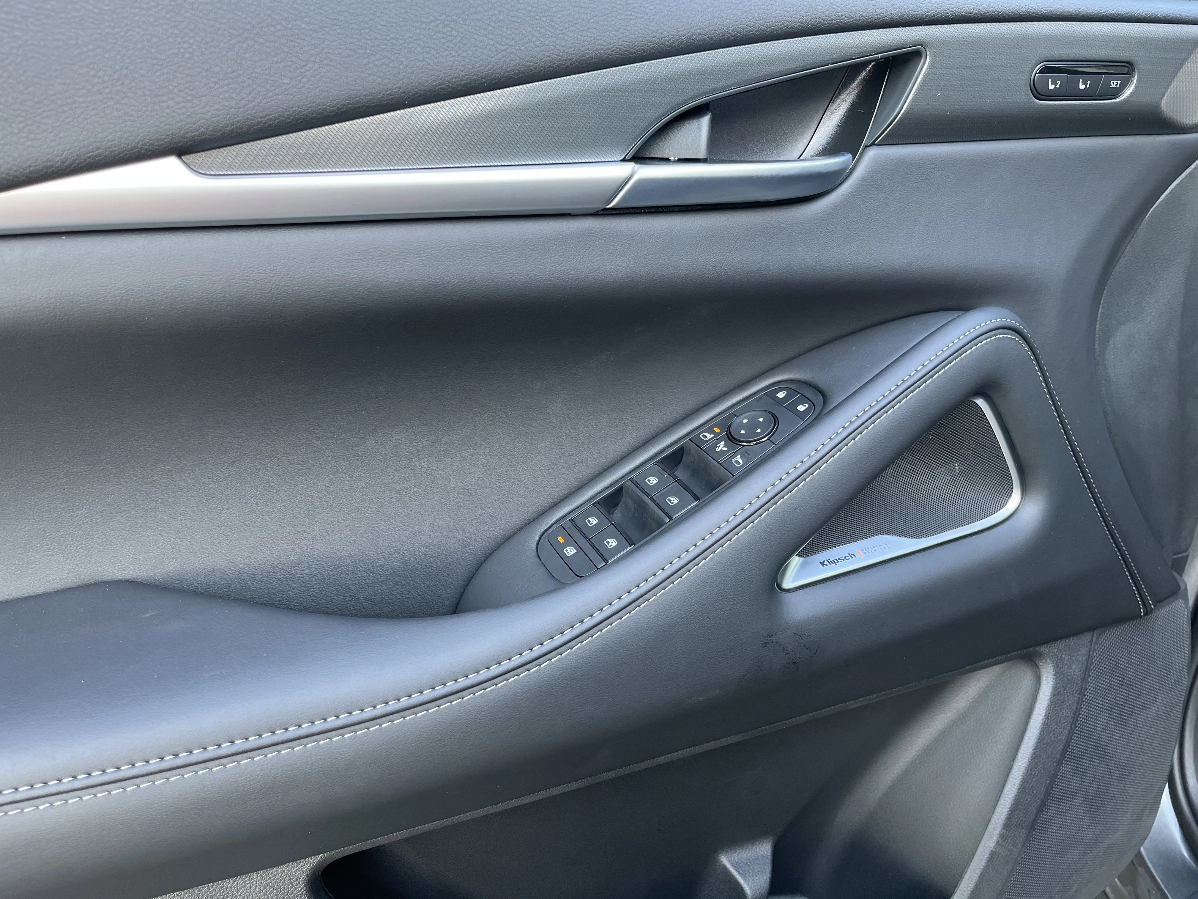 New 2027 Graphite Shadow INFINITI LUXE image 11